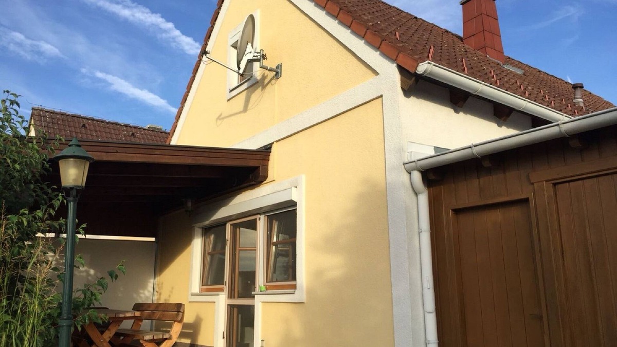 Donnerskirchen House | Gardi House. Cozy 3 bedroom house on Lake Neusiedl. Very quiet area.
