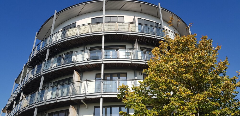 Greenhithe Apartment | Garland Apartments, Greenhithe with Netflix-Cleaned & Disinfected