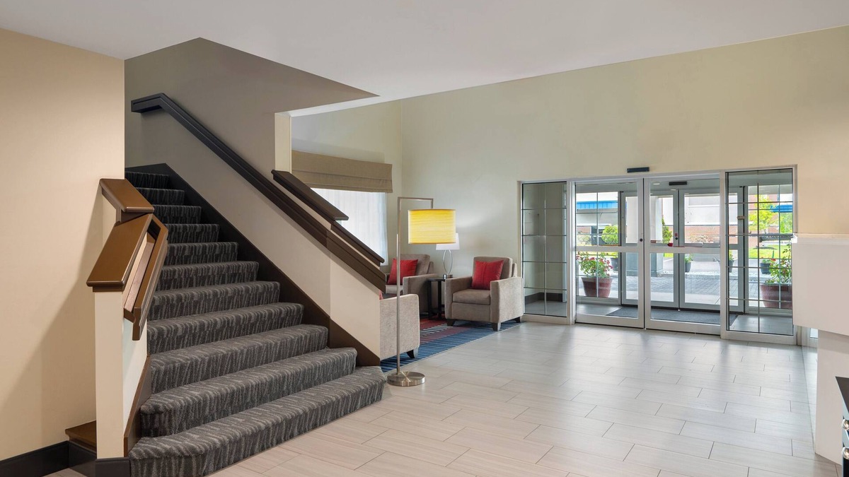 Londonderry Hotel | Garner Hotel Londonderry - Manchester by IHG
