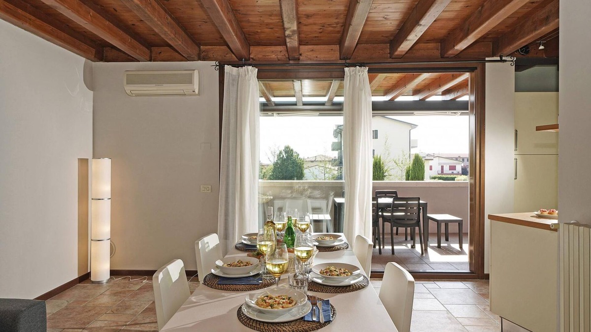 Rivoltella Apartment | Garofano P1 9 by Wonderful Italy