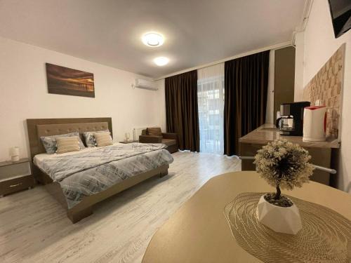 Saturn Apartment | Garsoniera la Mare