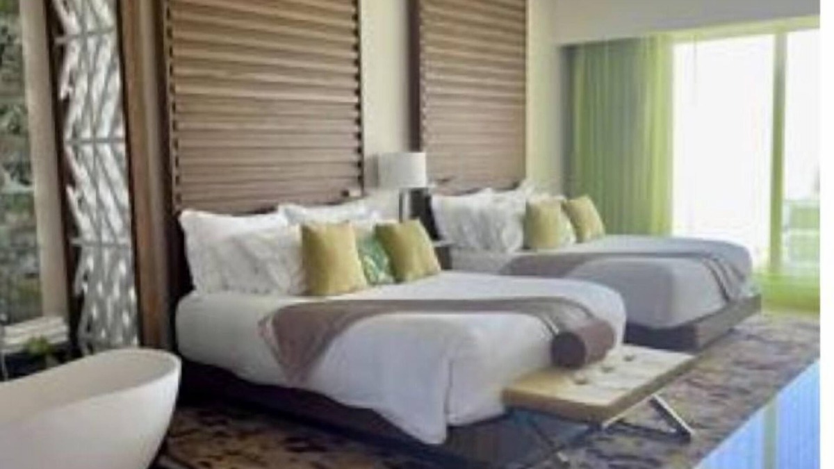 Puerto Juarez Condo | GARZA BLANCA RESORT & SPA CANCUN PENTHOUSE
