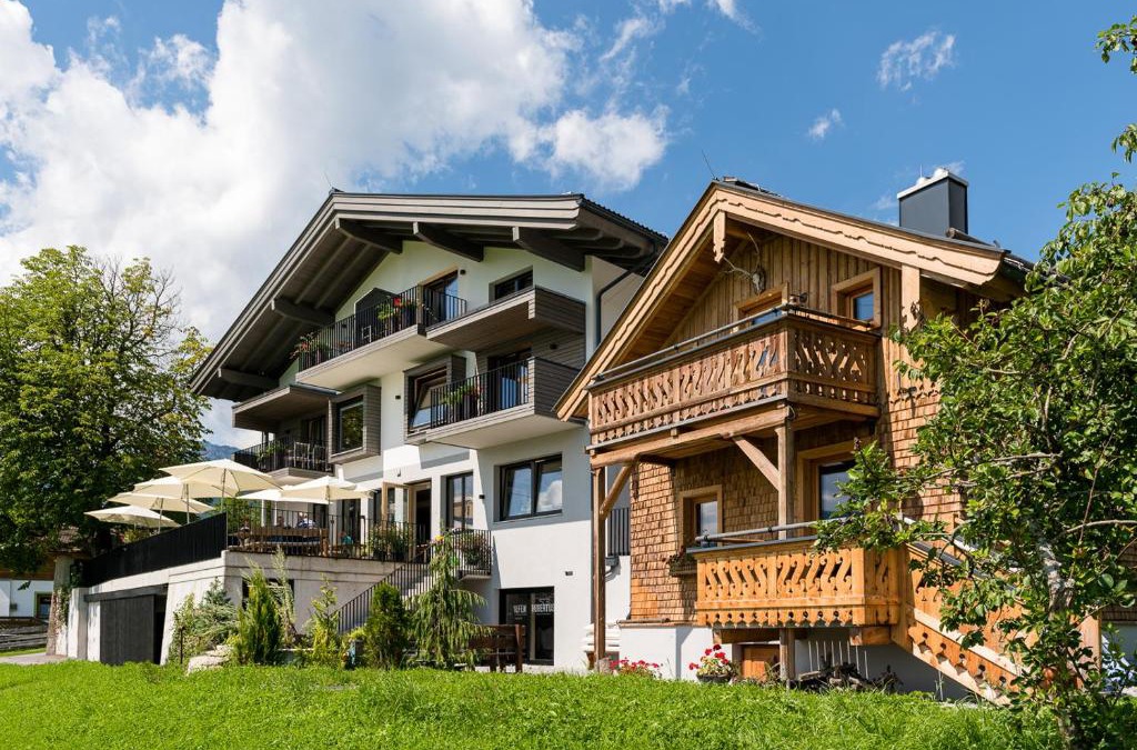 Saalfelden am Steinernen Meer Apartment | Gasthof Hubertus