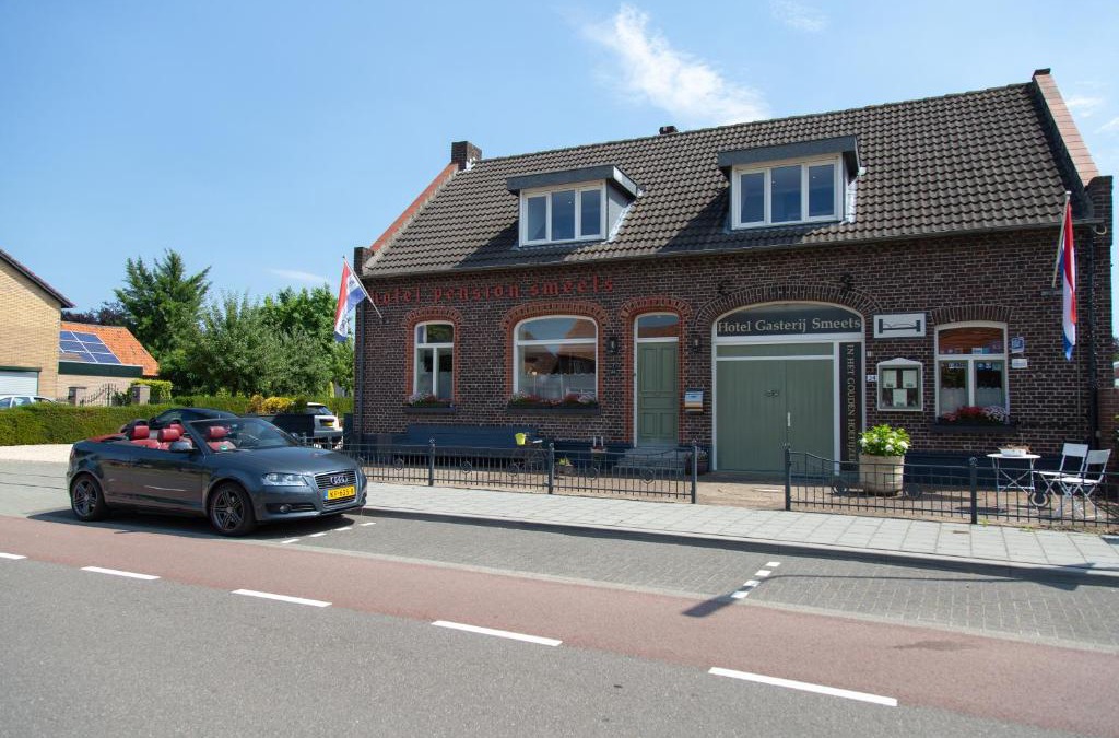 Maasbracht Hotel | Gastenverblijf 't Smedenhuys