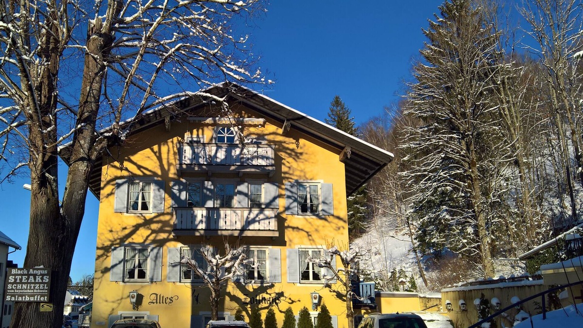 Bad Toelz House | Gasthof Altes Zollhaus