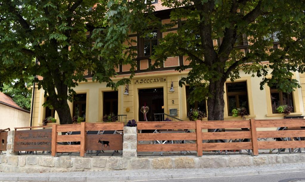 Burgbernheim Hotel | Gasthof Pension Zum goldenen Hirschen