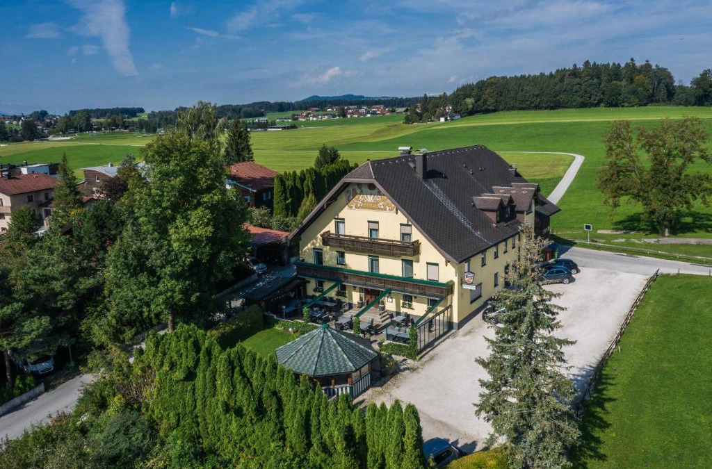 Seekirchen Markt Hotel | Gasthof Zur Seeburg
