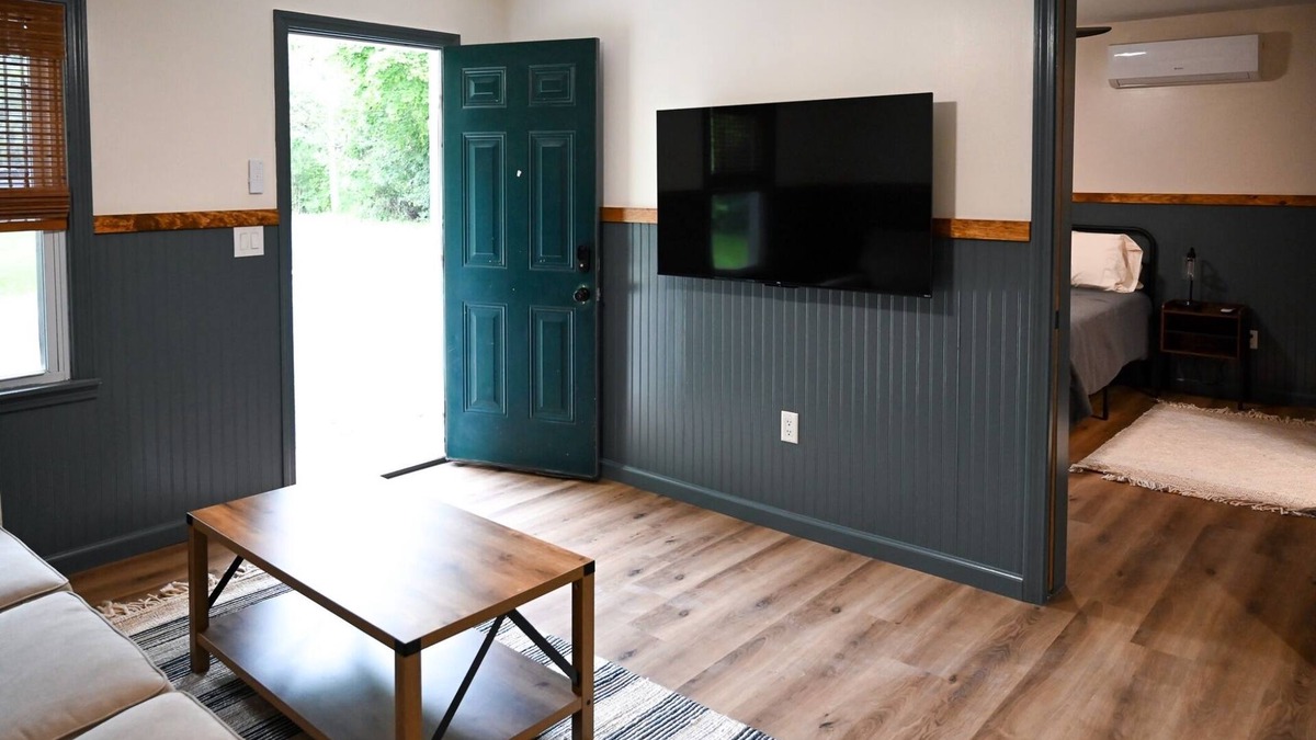 Skaneateles Hotel | Gate - Bungalow - One Bedroom Villa, Sleeps 4