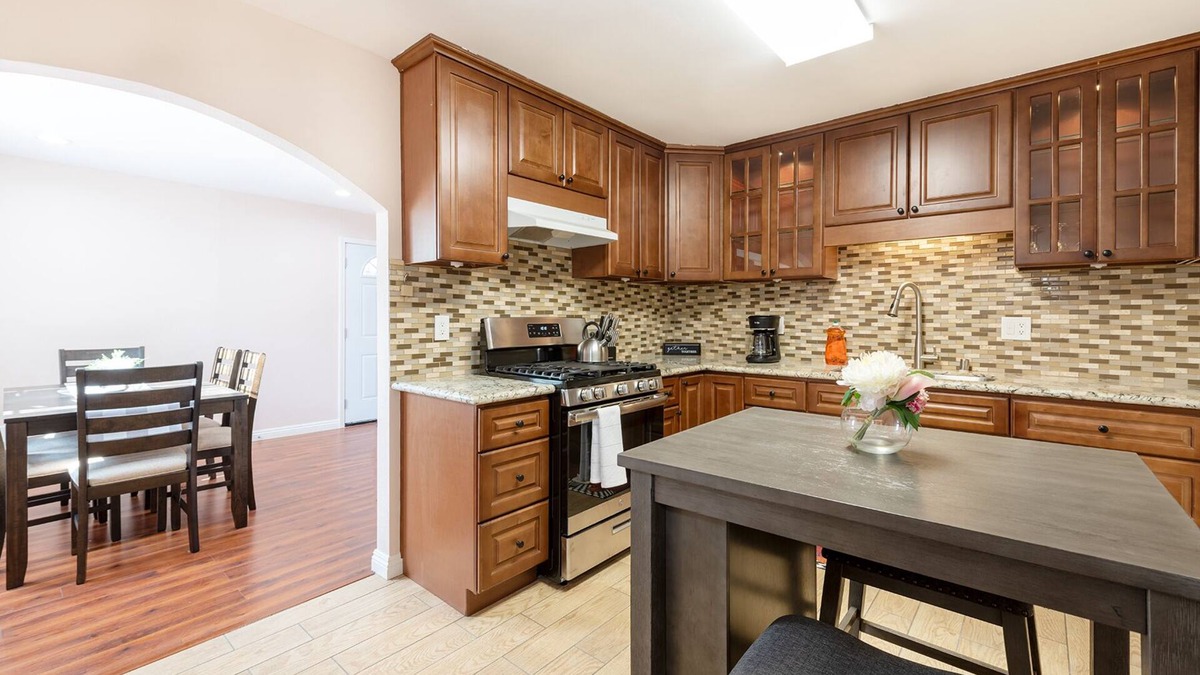 La Puente House | Gated 3 Bedroom Home Away From Home