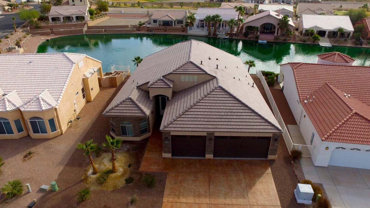 Fort Mohave House | Gated Los Lagos Community on Man-made Lake, next to Golf Course *30 day min stay