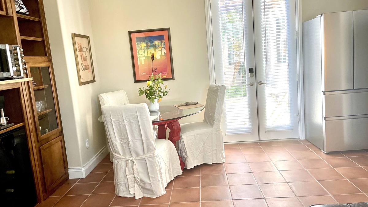Greenacres House | Gates, Clean & Serene guest quarters