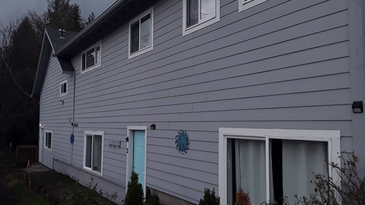 Sandy Apartment | Gateway to Mt Hood in Downtown Sandy Apt 1