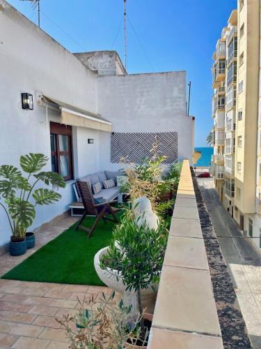 Old Town Apartment | GATU PREMIUM ático Caleta , Preferente mayores de 25 años y familias
