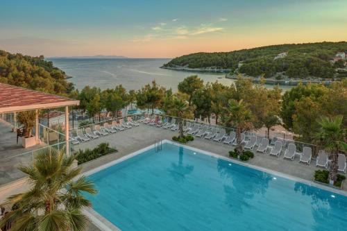 Cove Osibova (Milna) Resort | Gava Waterman Milna Resort – All Inclusive
