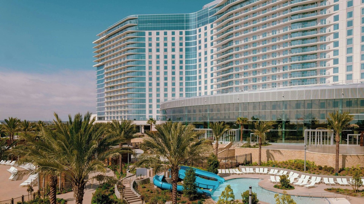 Lincoln Acres Hotel | Gaylord Pacific Resort & Convention Center