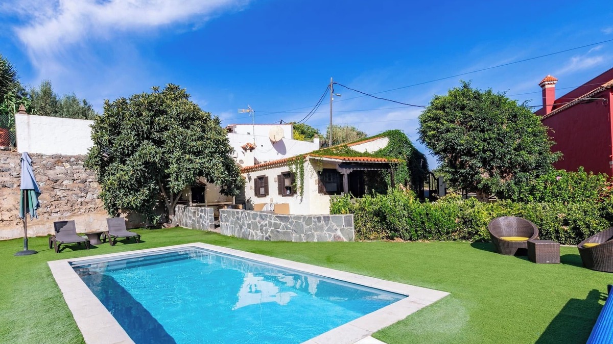 La Solana Cottage | GC0143 Holiday cottage with private pool in San Mateo