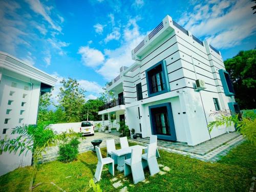 Thanamalvila Bed & Breakfast | Geeth Wild Resort