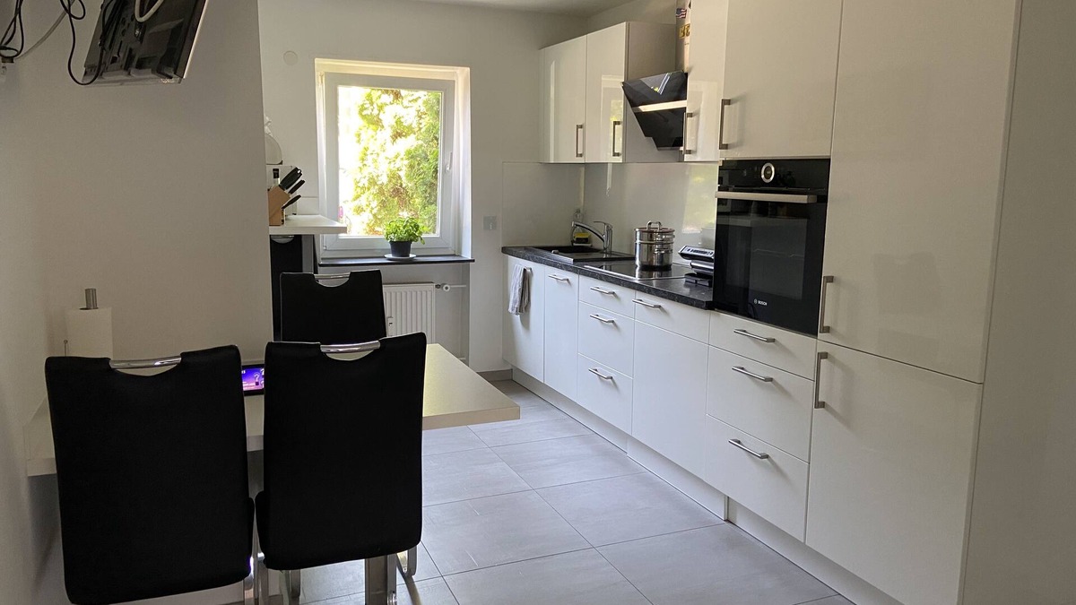 Schwetzingen Apartment | Gemütliche 2-zi-wgh 50qm Nähe Zentrum