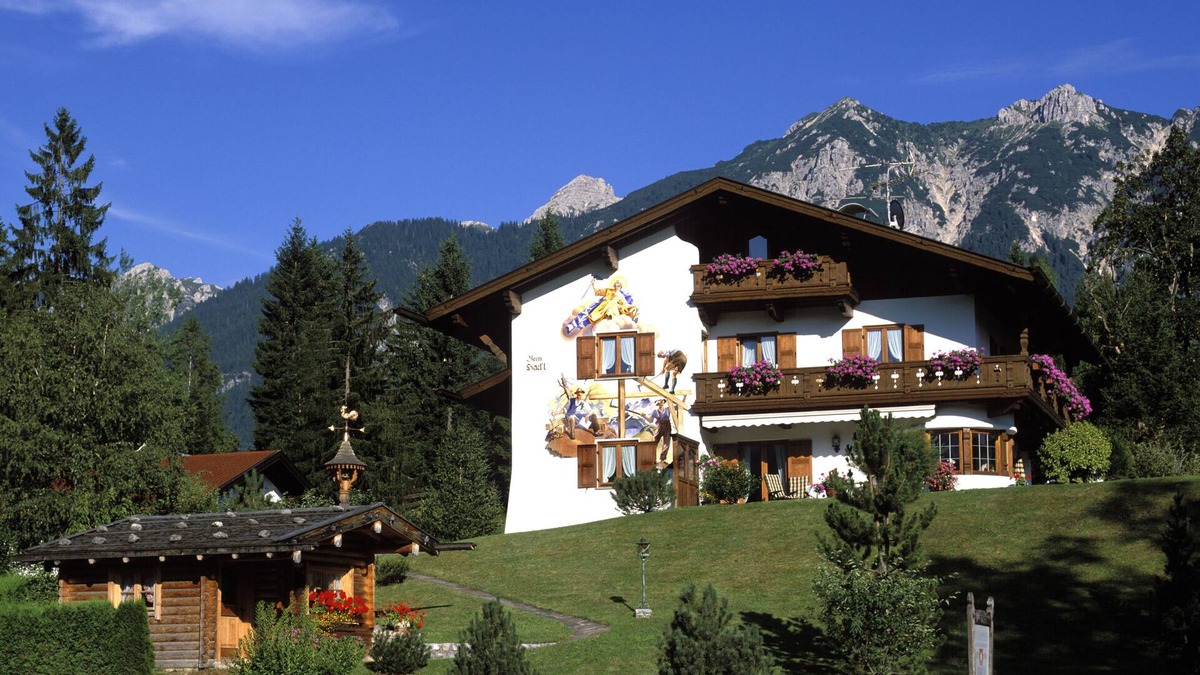 Kruen Condo | Gemütliche im Bayrischen Landhausstil Eingerichtete Ferienwohnungen
