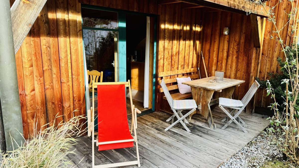 Oberammergau Apartment | Gemütliche, Modern Ausgestattete Ferienwohnung mit Sonnenterasse und Bergblick