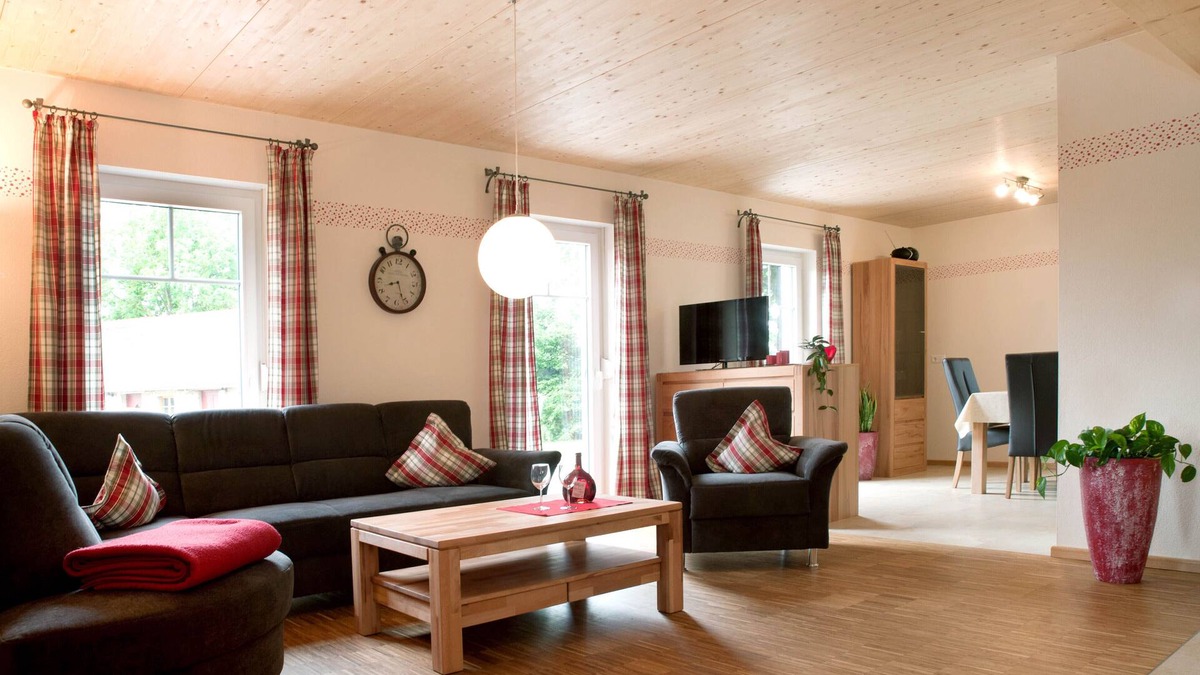 Feuchtwangen Apartment | Gemütlicher Aufenthalt mit eigener Terrasse.