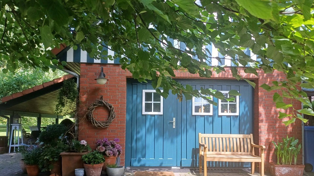 Eckwarden House | Gemütliches Haus mit Sauna in Großem Garten,1km zum Meer. Haustierfreundlich!