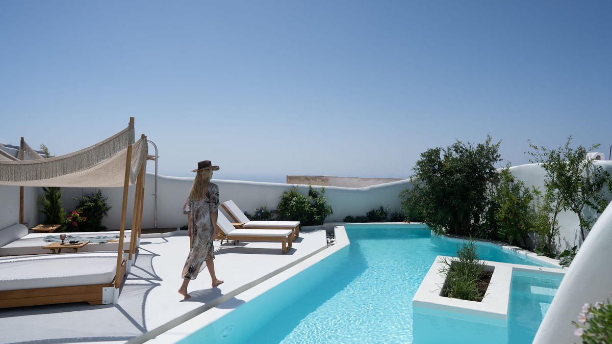 Pyrgos Villa | Gemma villa with Swimming Pool and Sunset View.