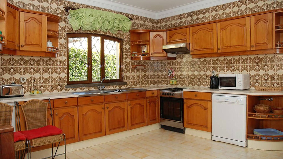 Cerro do Mocho Villa | Genie's Villa Boutique, Algarve-Family Friendly-Pool,Balcony Garden, Terrace,BBQ