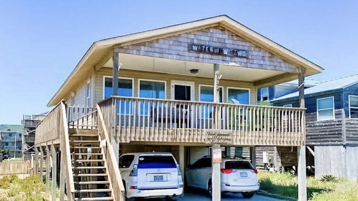Kitty Hawk Cottage | Genuine OBX Beachbox!