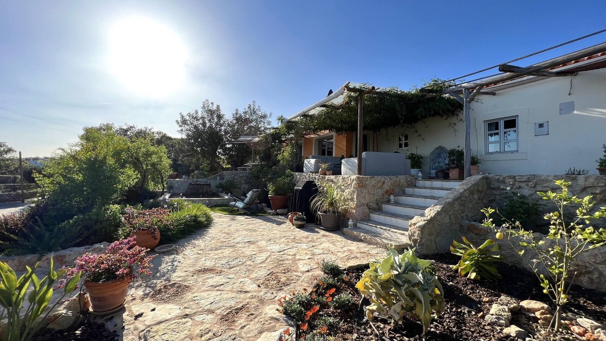 Campina House | Genuine Portuguese Quinta. 6 guests