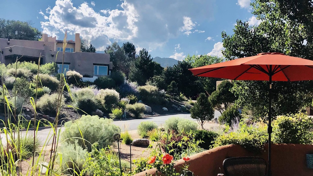 Skyway Cottage | Genuine Santa Fe Adobe Casita
