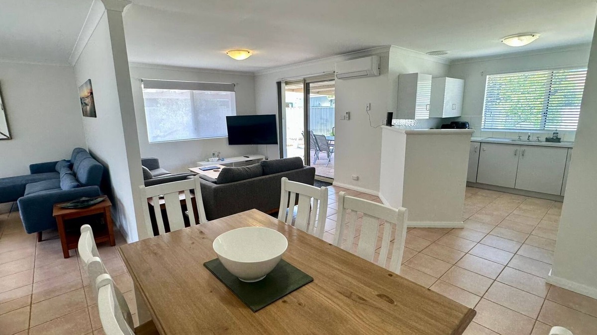 Geographe House | Geographe Bay Holiday Stay