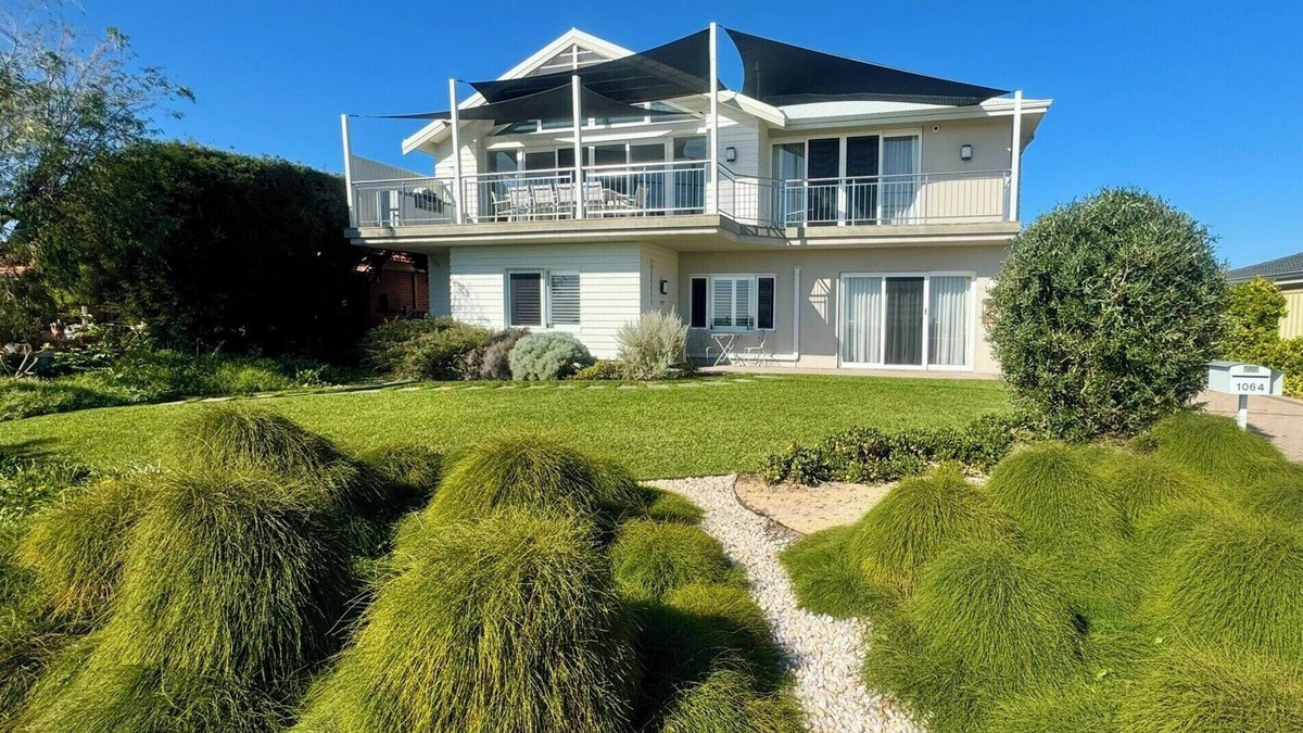 Geographe House | GEOGRAPHE SAILS - Luxury Beachfront Busselton