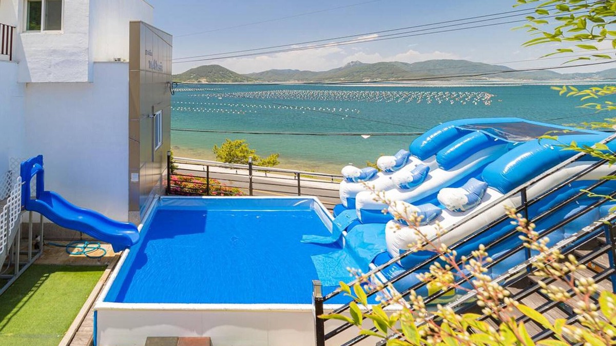 Kabae-ri House | Geoje Rockspa Pension