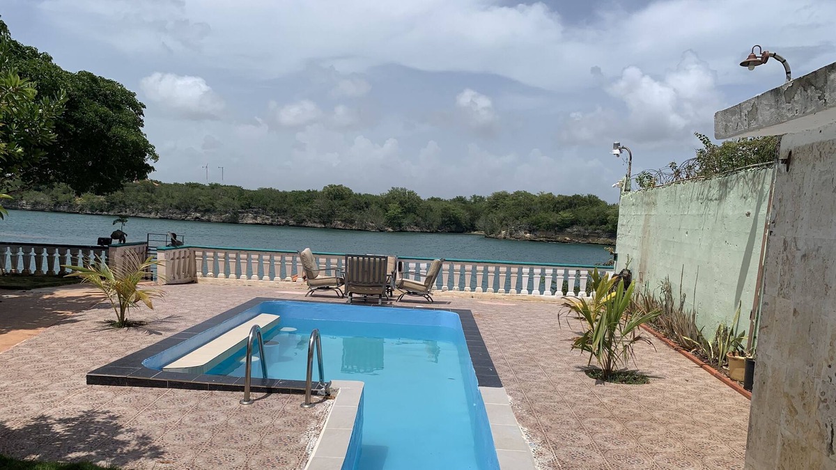Villa Hermosa Villa | George's paradise 10 minutes from the beach and 2 minutes from excursions!
