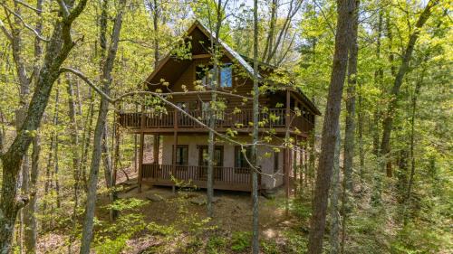 Gatlinburg - Pigeon Forge House | George's Treehouse