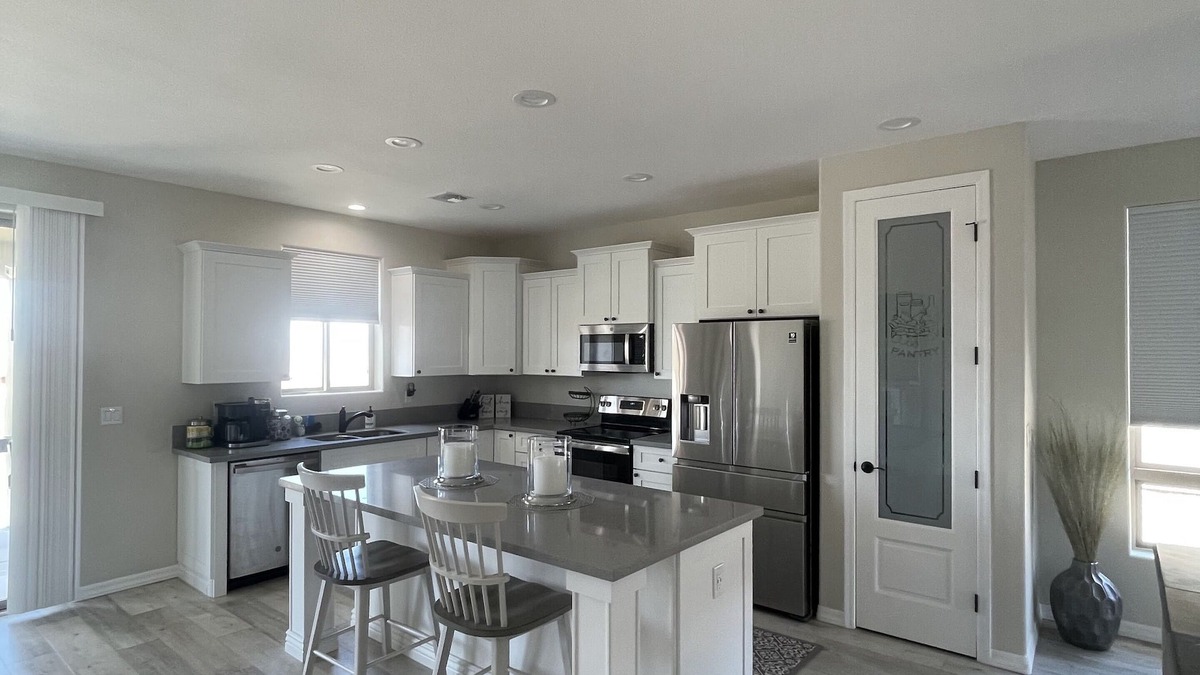 Sunridge Estates House | Georgeous Brand New Built Home. 3 Bedroom 2 Bathrooms.