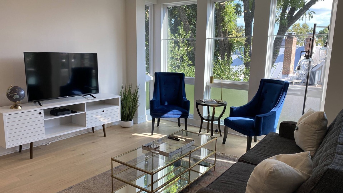 Georgetown Apartment | Georgetown, New Boutique Apt, Historic Bldg, 2BR 1BA, private deck