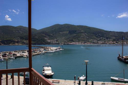 Skopelos Hotel | GEORGIOS L
