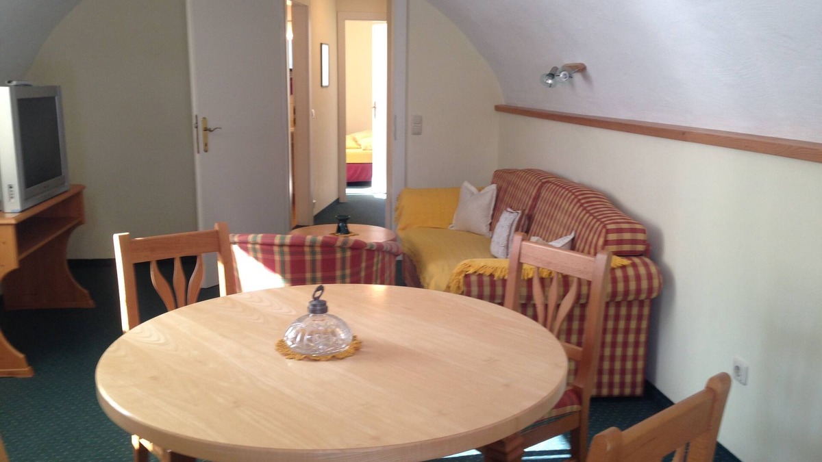 Strobl Apartment | Geräumige Ferienwohnung 80m2