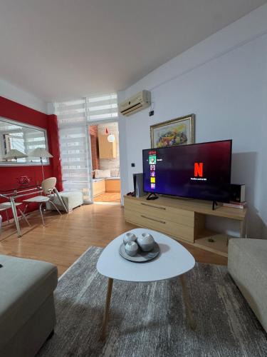 Tirana Apartment | Gerald 1