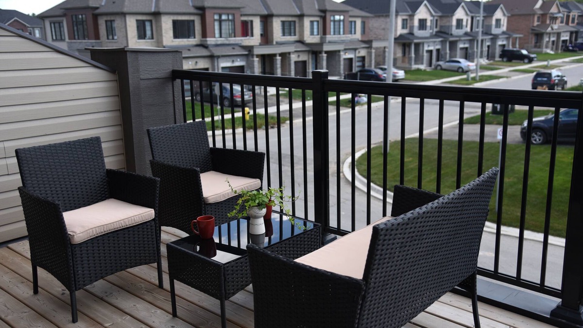Thorold House | Get whole house to yourself