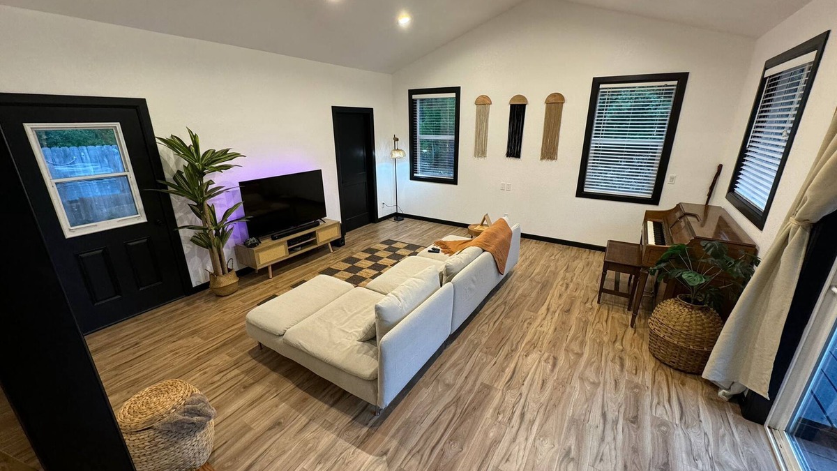 Mount Shasta House | Getaway 3-bedroom house with WiFi in Mount Shasta
