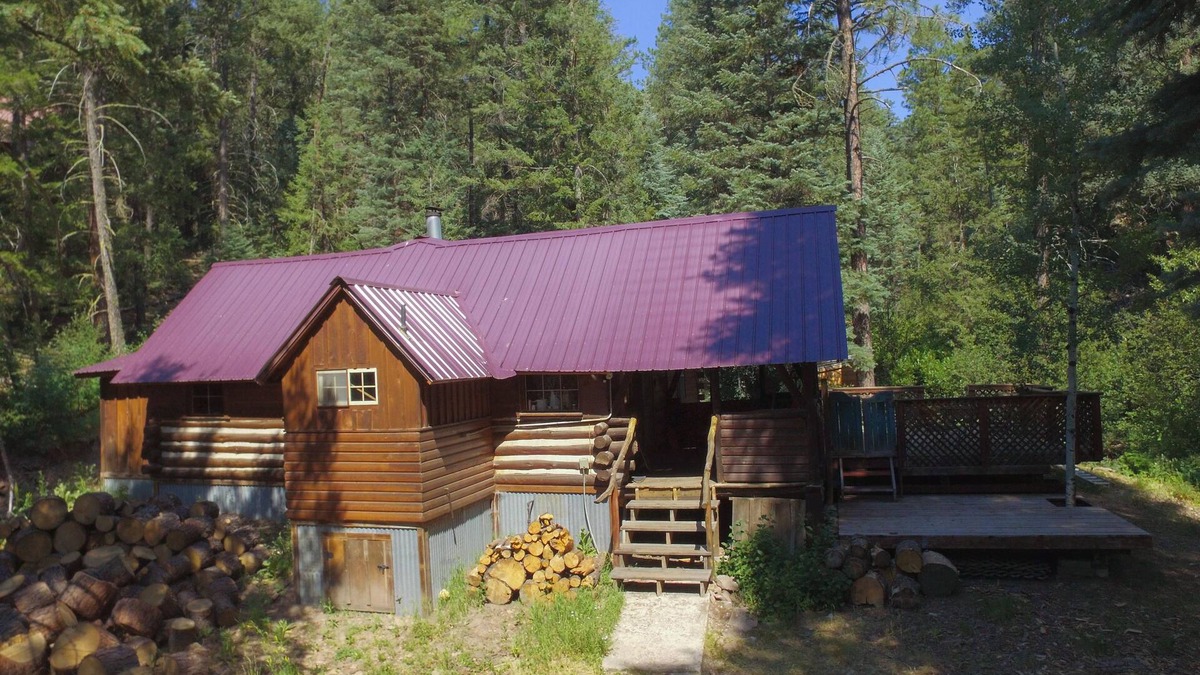 San Juan River Village Cabin | Getaway Cabin Ideally Located Between Wolf Creek and Pagosa Springs!