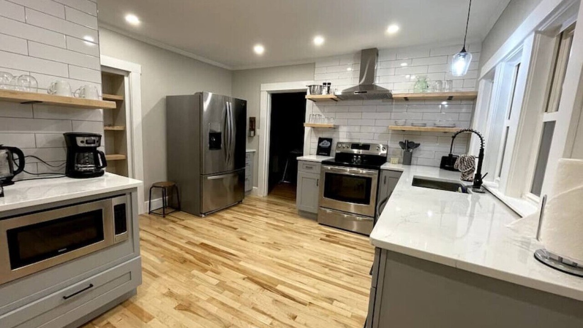 Gorham Apartment | Getaway minutes from the trails