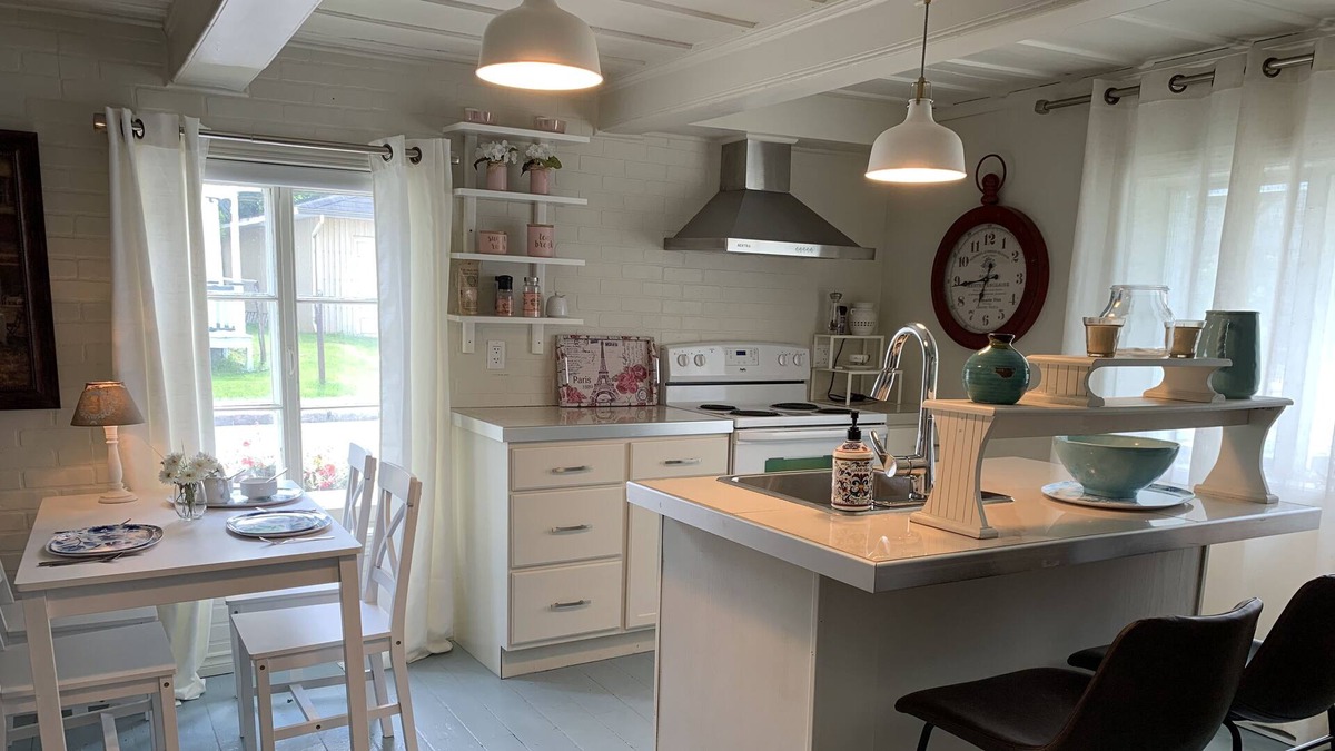 Levis Apartment | Getaway overlooking the river