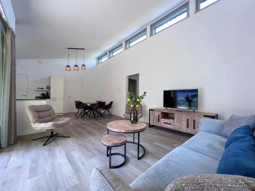Dirkshorn House | Getaway with Garden & Comfort, cleaning included