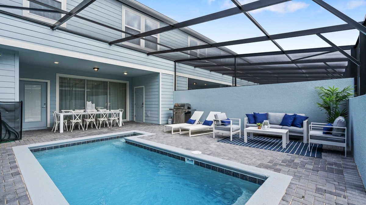 Tuscan Hills House | Getaway with Private Pool, Clubhouse, Lazy River - Family Home!