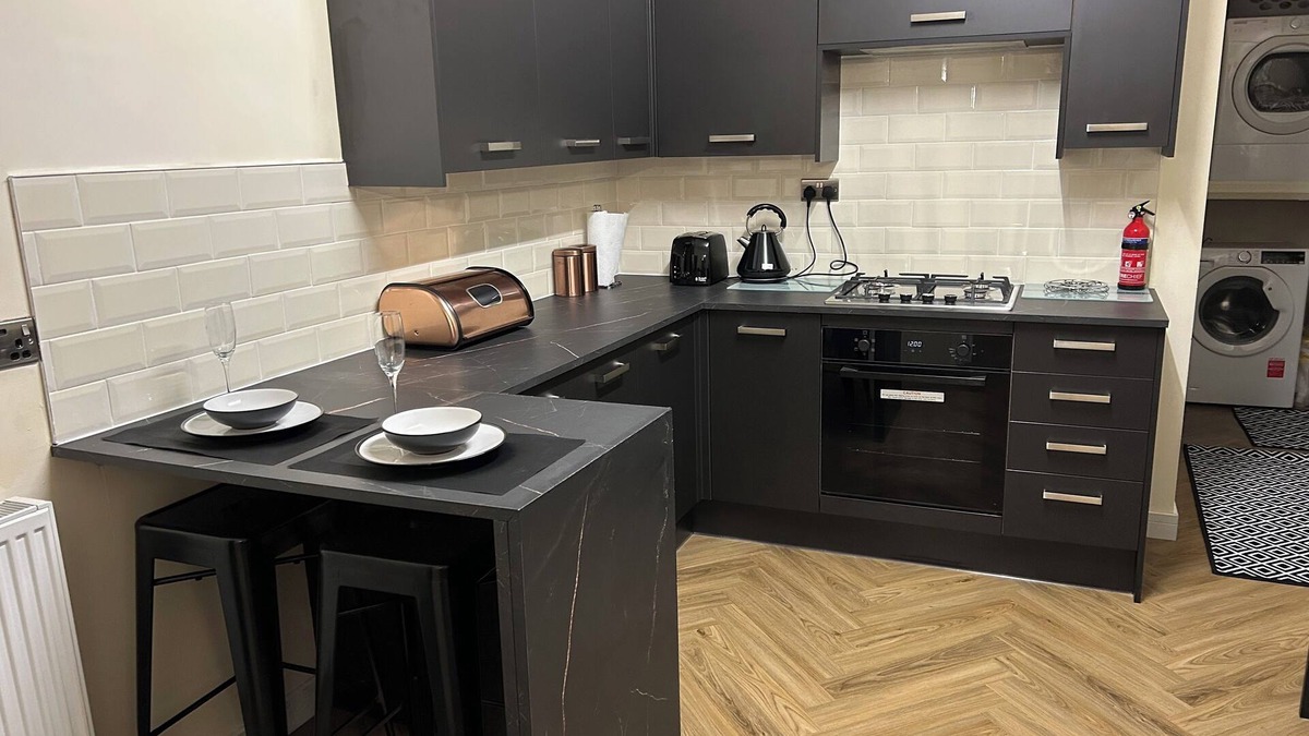 Pentrebach House | GETHIN HOUSE3 2min to Bpw and Merthyr Tydfil.A large 3 bedroom house