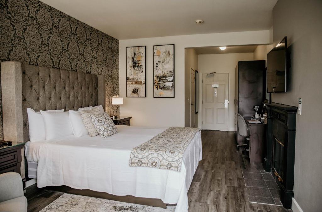 Geyserville Hotel | Geyserville Inn